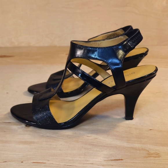 Nine West Black Leather Women's 3 Inch Heels - Picture 5 of 8